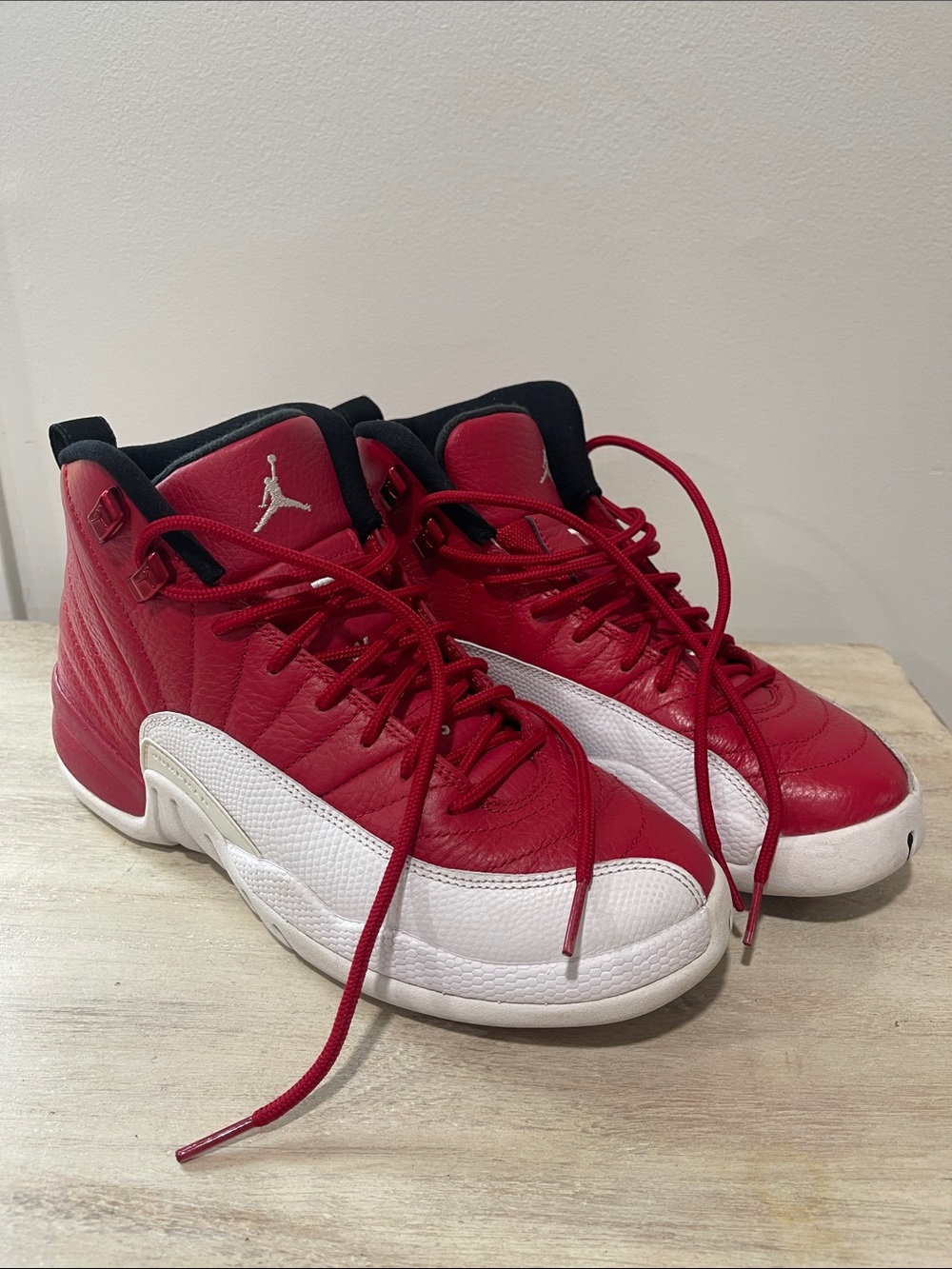 Air Jordan 12 Retro size 6.5 Youth KRed and White Retro High-Top Sneakers